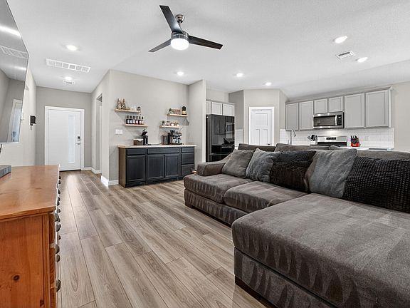 5th image of 117 Halford Rd