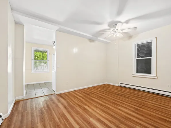 44 Court House Place image 9 of 18