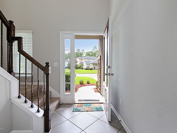 5th image of 498 Drysdale Dr