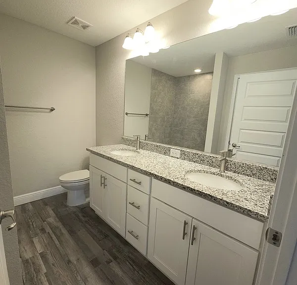 106 Oak Cir — Photo 6