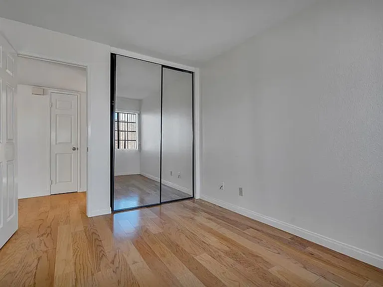 4639 Executive Dr #68 — Photo 7