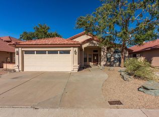 6916 W Morrow Dr, Glendale, AZ 85308