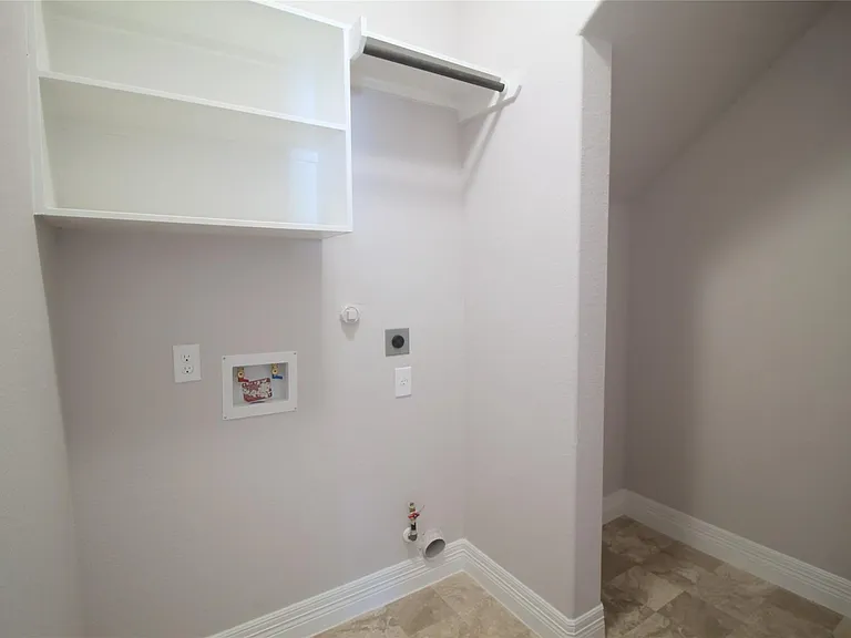3419 Hughes Meadow Way — Photo 22