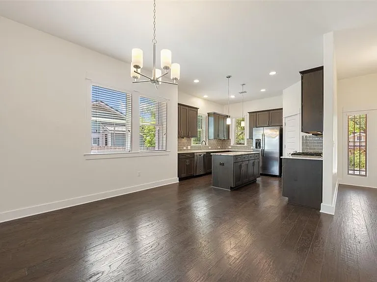 5407 Link Ave — Photo 6