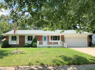 1319 Jeffwood Dr, Waterford, MI 48327