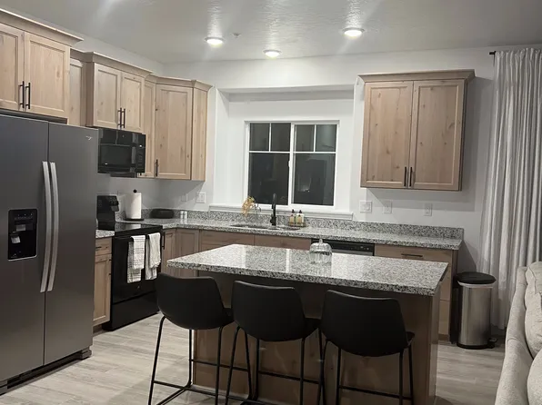 4207 W Millsite Park Ct, Herriman, UT 84096
