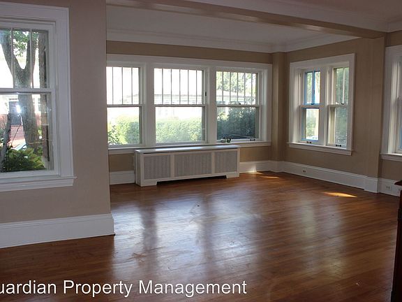 3rd image of 2407 Girard Ave S APT 2