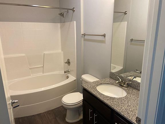 4th image of 5189 Harbor House Ln SW APT 206