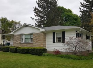 379 Bell St, Conneaut, OH 44030