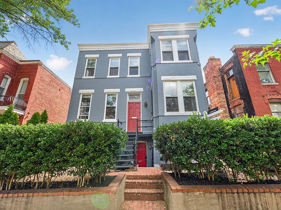 1st image of 507 3rd St NE