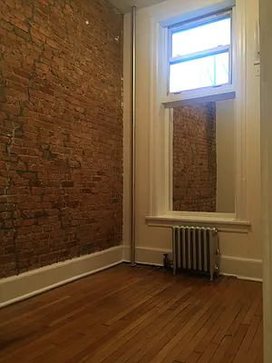 Rented by Waverly Realty Associates | media 14