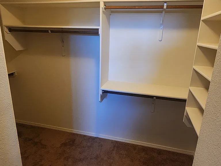 8812 Zephyr Pl NW — Photo 10