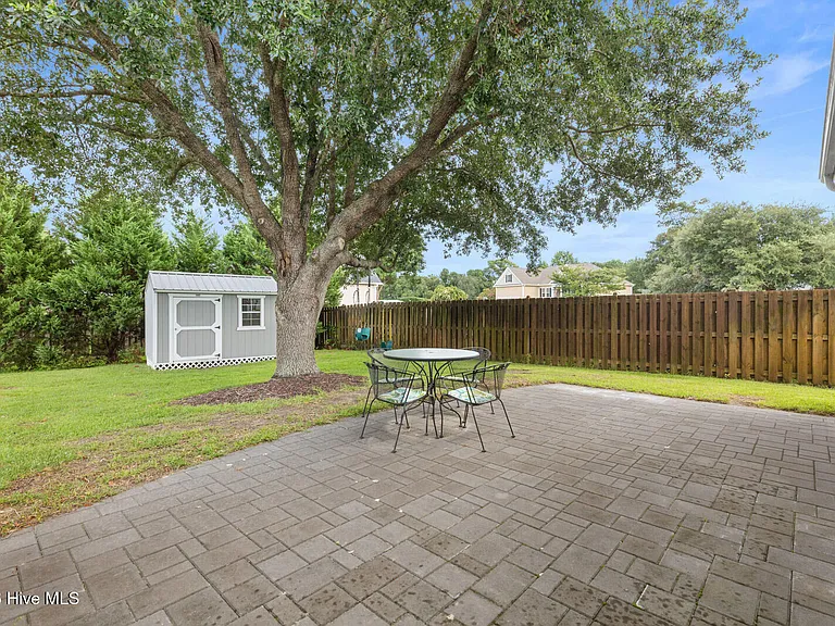 38 Amber Ct — Photo 31