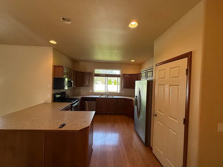 4429 W Lennox Loop — Photo 6
