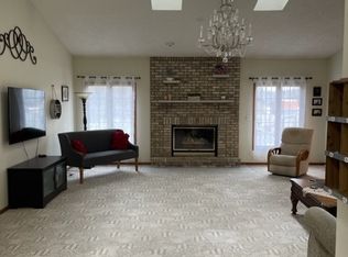 13570 King Rd, Lemont, IL 60439