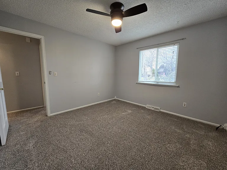3169 Stanford Ct — Photo 37