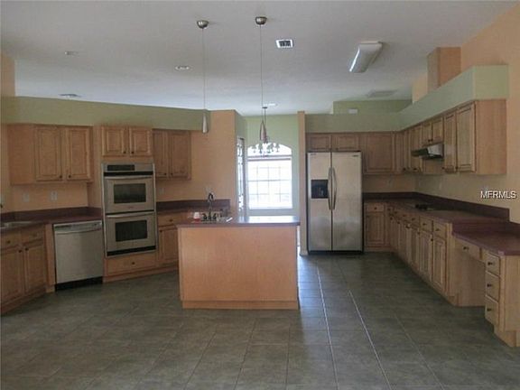 4th image of 21604 Silver Bay Pl
