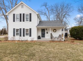 100 S Jefferson St, Lockport, IL 60441