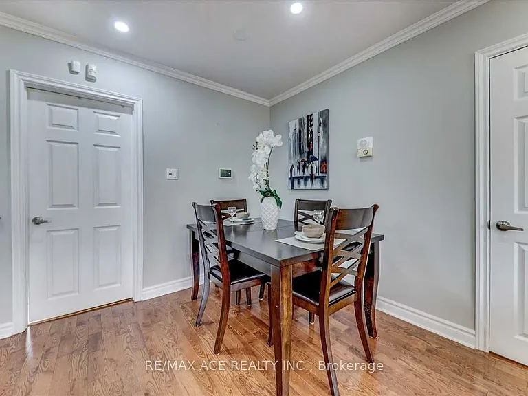 132 Janray Dr #MAIN — Photo 5