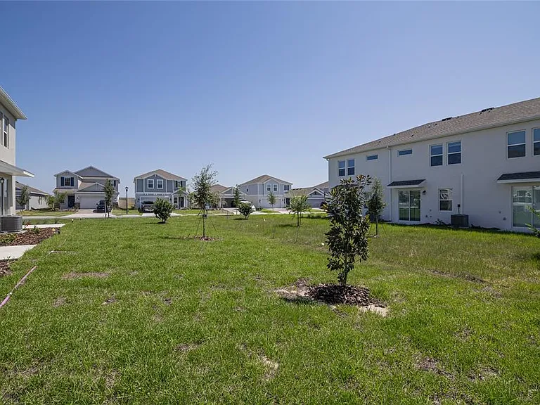 2642 Runners Cir — Photo 53