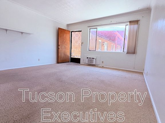 5th image of 802 N Alvernon Way APT C