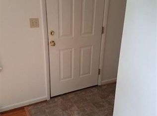 1203 Oak Hill Dr #B, Charlottesville, VA 22902