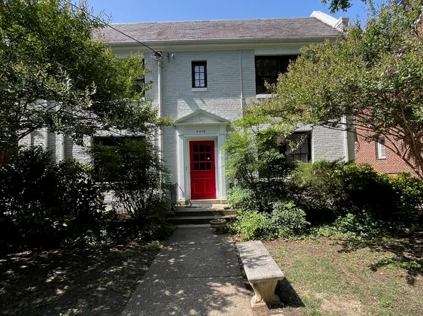 4478 Macarthur Blvd NW APT 2, Washington, DC 20007