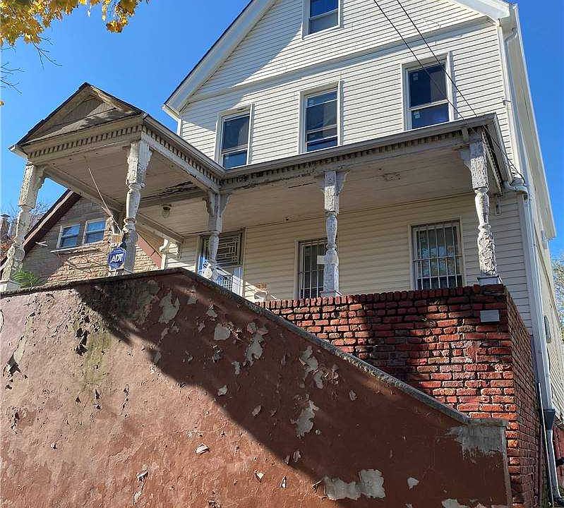 2nd image of 39-38 & 36 56th St