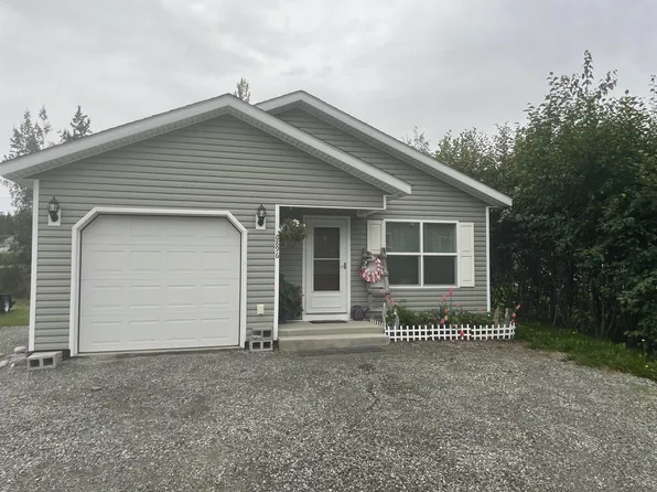 6896 S Hood Ct, Wasilla, AK 99654