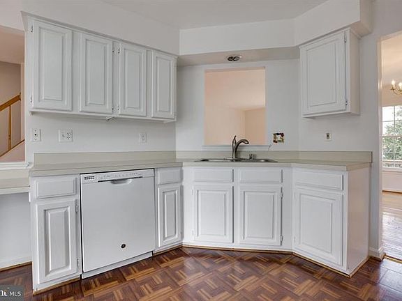 5th image of 14600 Flower Hill Ct