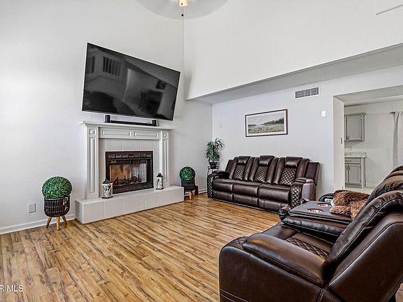 4th image of 3921 Tierra Lana Way