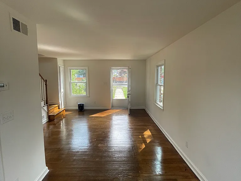 2210 Huntington Ave — Photo 4