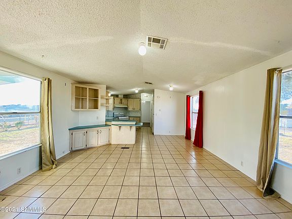 5th image of 5925 Pecan Ln