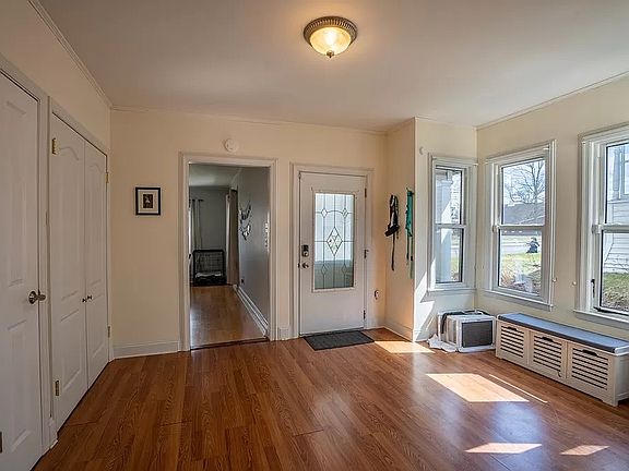 2nd image of 210 S Keystone Ave