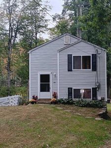 291 Long Shores Drive, Barrington, NH, 03825