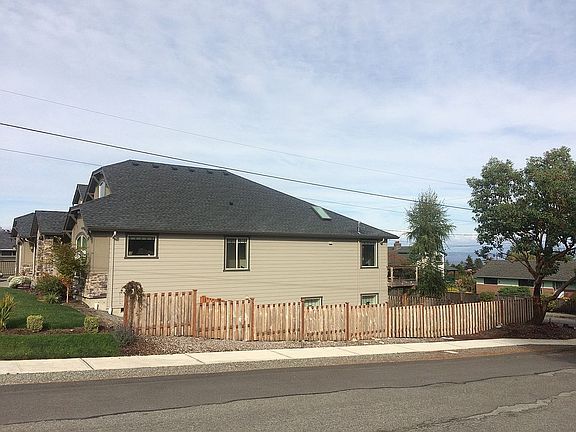 4th image of 4601 N Lexington St