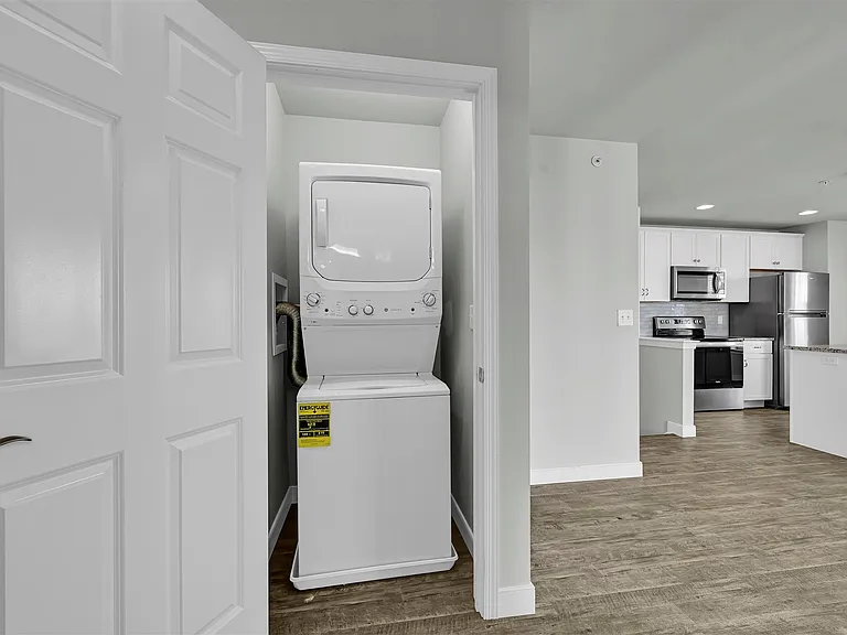 15 Pacific Blvd #K — Photo 12
