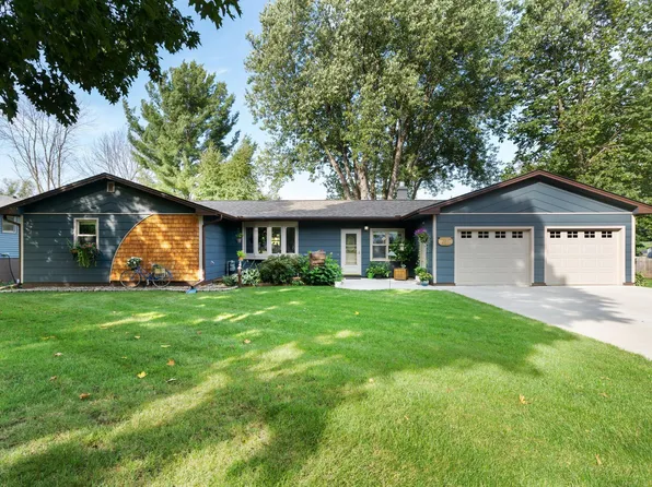 309 N Grove St, River Falls, WI 54022