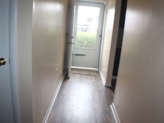 3rd image of 130 Stonehedge Dr #130
