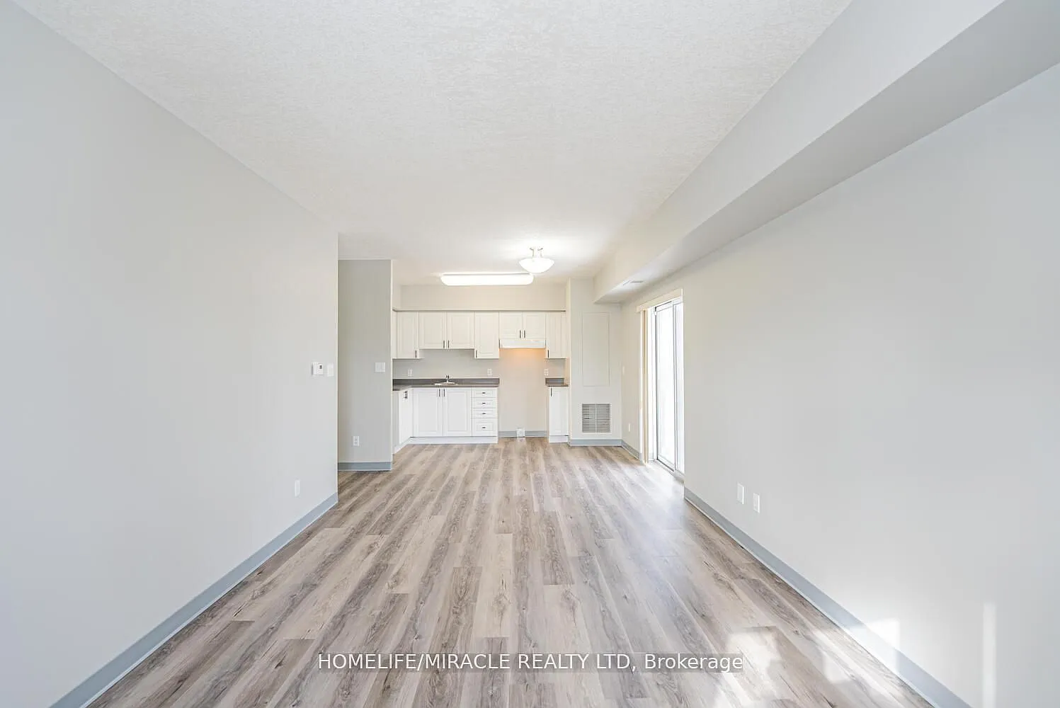 2 bed, $2,055 — Photo 3