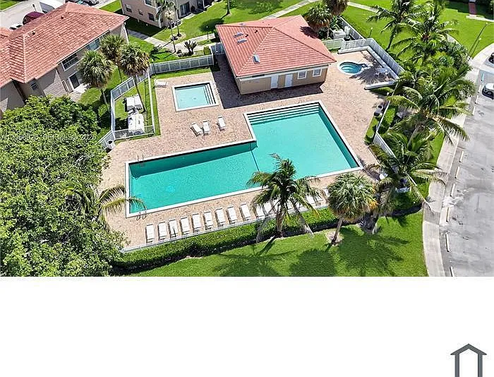 2 bed, 2.0 bath, 768 sqft, $1,775 — Photo 3