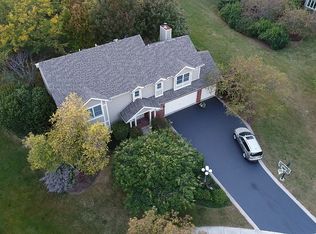 10638 S Muirfield Dr, Naperville, IL 60564