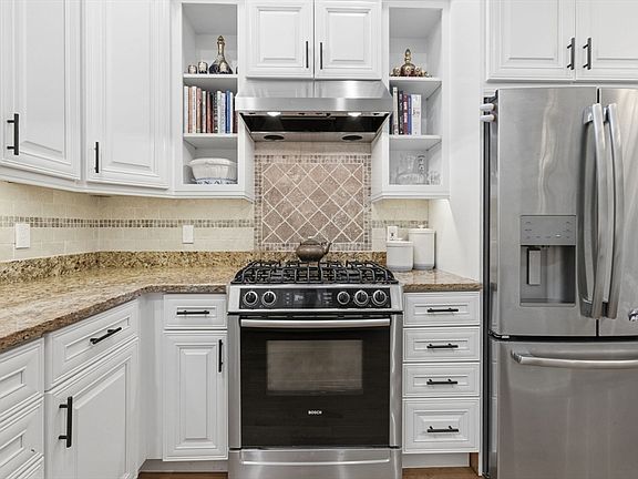 4th image of 7 Upton St #1