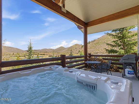 4th image of 2100 Deer Valley Dr S #305