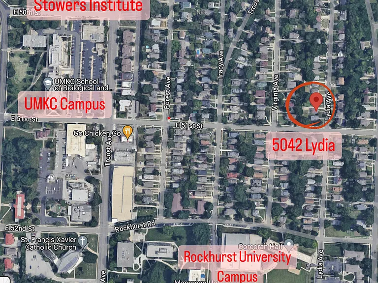 Easy walk to UMKC, Rockhurst University or Stowers Institute