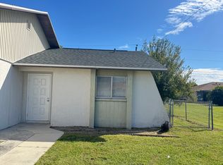 513 SE 6th Ave, Cape Coral, FL 33990