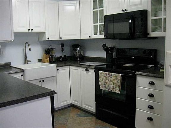 4th image of 3083 Dara Dr