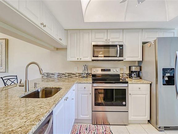 4th image of 19880 Breckenridge Dr Unit 301