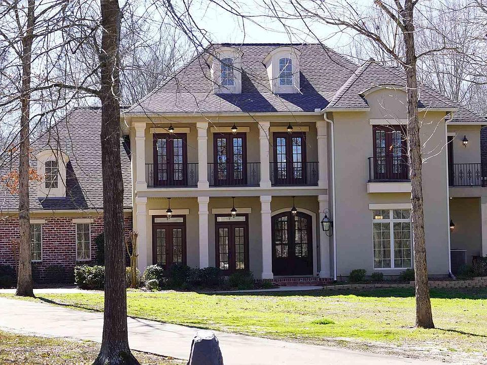 1st image of 306 Creeks Edge Cir