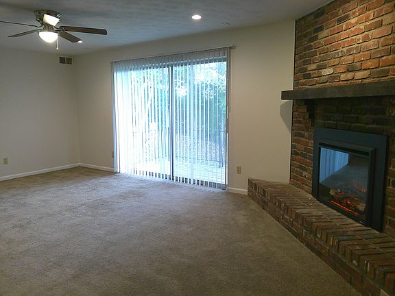3rd image of 12100 Midpines Dr APT 17